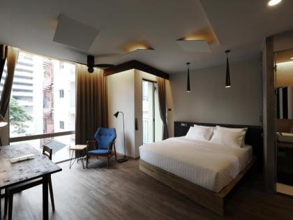 Tints Of Blue Hotel - image 13