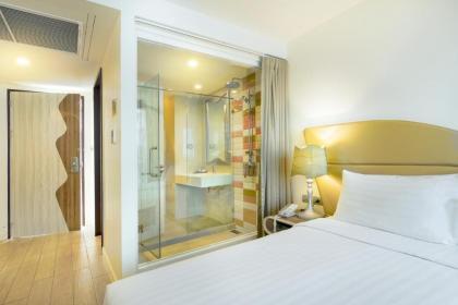 Le Tada Parkview Hotel - image 11