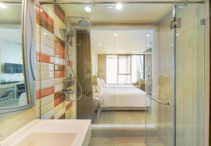 Le Tada Parkview Hotel - image 12