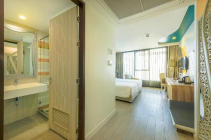 Le Tada Parkview Hotel - image 18