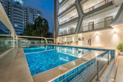 Le Tada Parkview Hotel - image 9