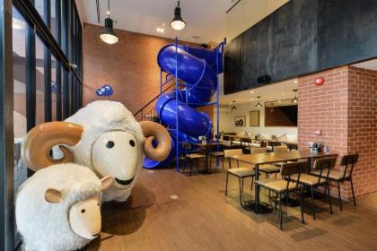 Kokotel Bangkok Surawong - image 2