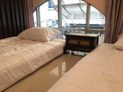 The Grand Palace Hostel - image 7