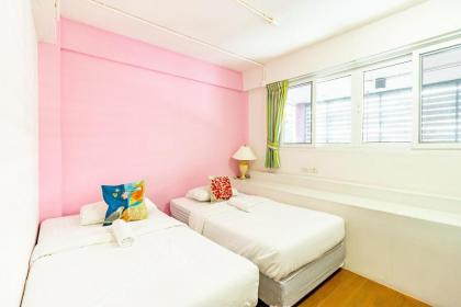 Sleep Dee Hostel - image 10