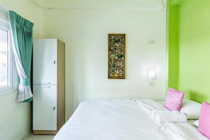 Sleep Dee Hostel - image 18