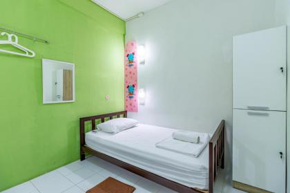 Sleep Dee Hostel - image 3
