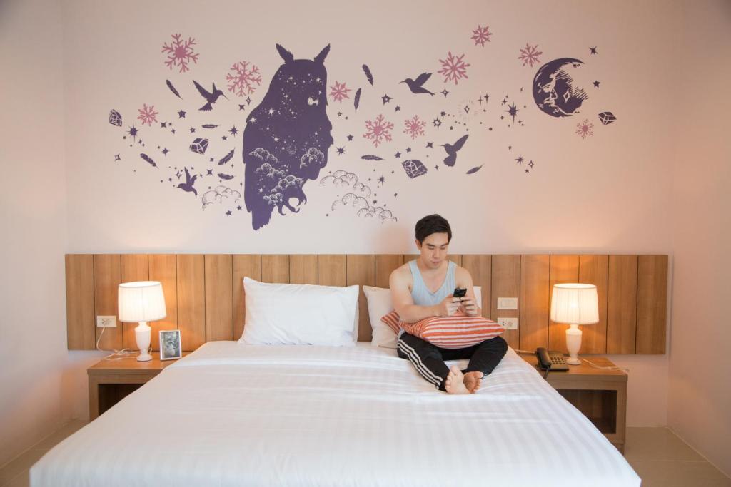 The Bedroom Ladprao 101 (SHA Certified) - image 3