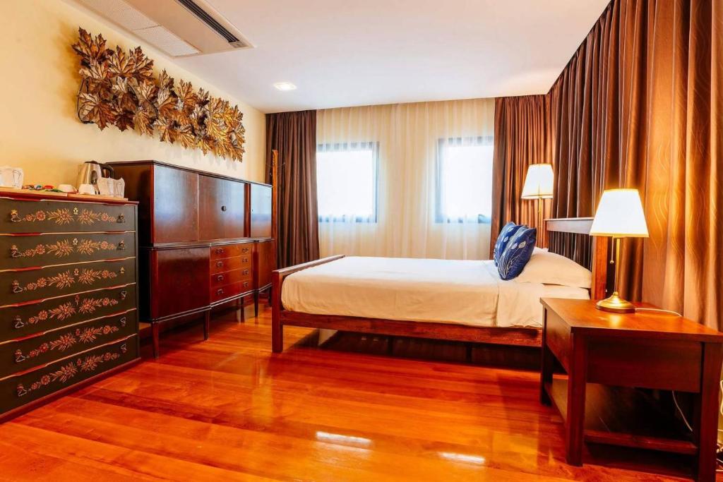 Nine Design Place - image 6