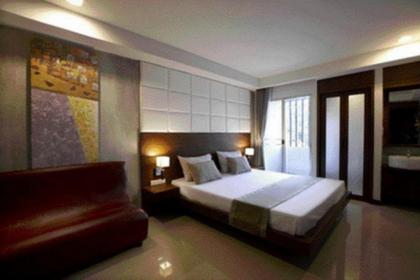 The Bangkok Cha Cha Suite - image 14