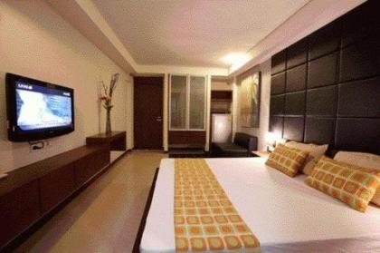 The Bangkok Cha Cha Suite - image 7