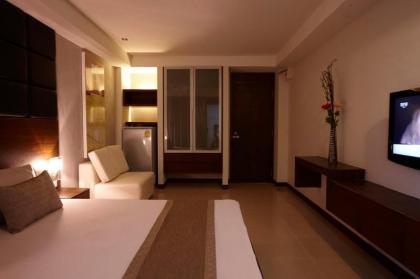 The Bangkok Cha Cha Suite - image 9
