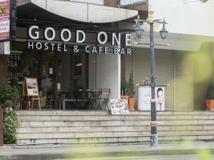 Good One Poshtel  Cafe Bar