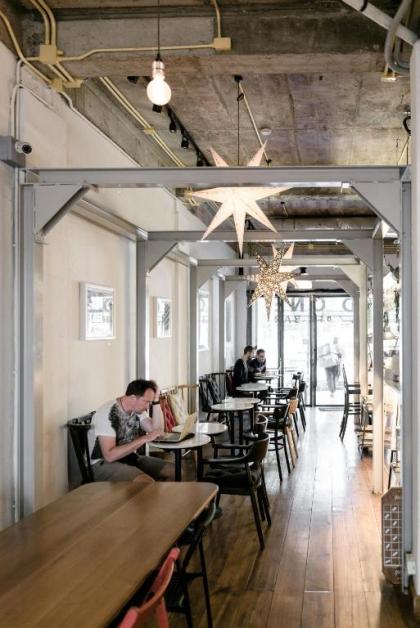 Good One Poshtel & Cafe Bar - image 10