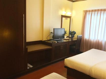 Grand Business Inn - image 15