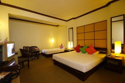 Grand Business Inn - image 3