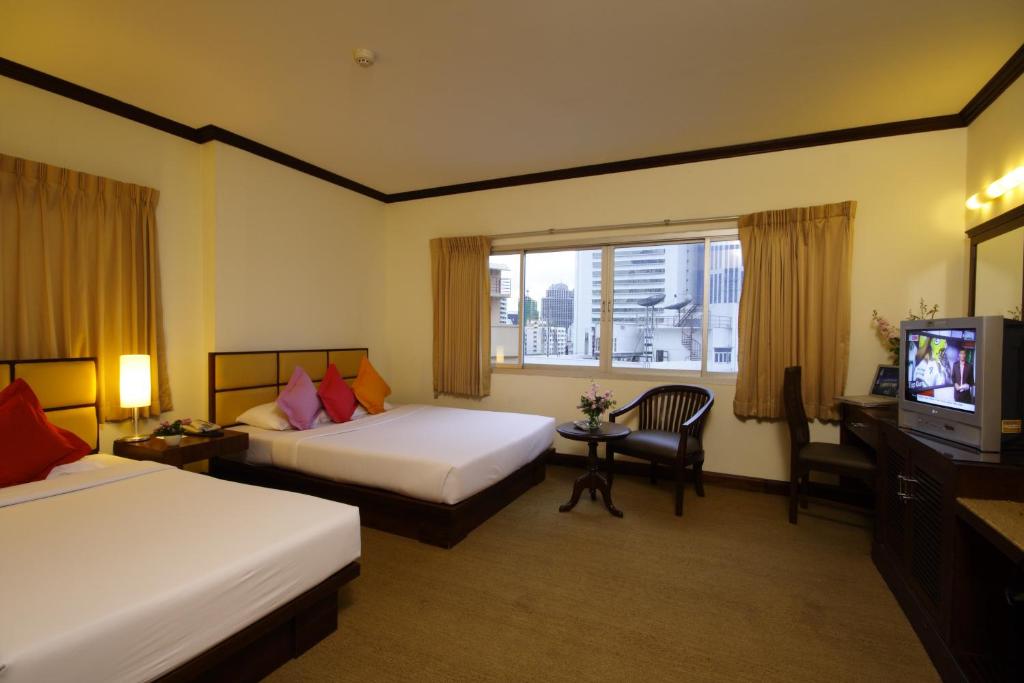 Grand Business Inn - image 4