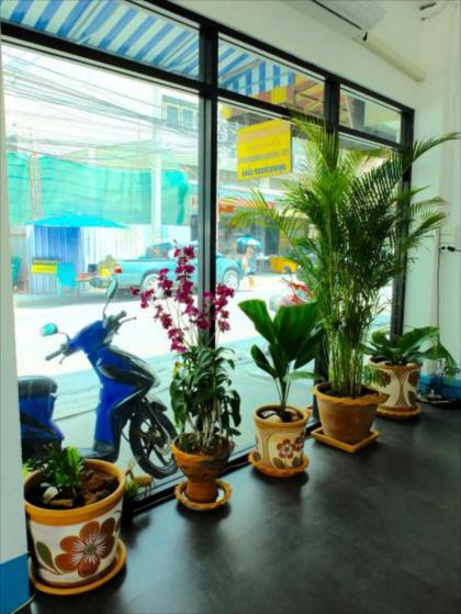 We Inn - image 4