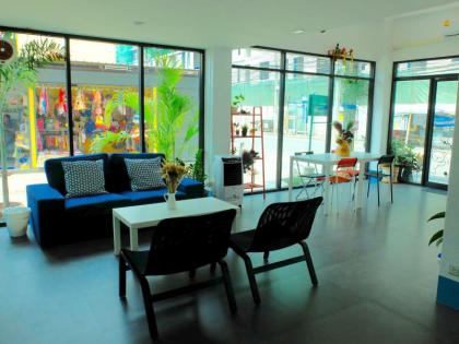 We Inn - image 5