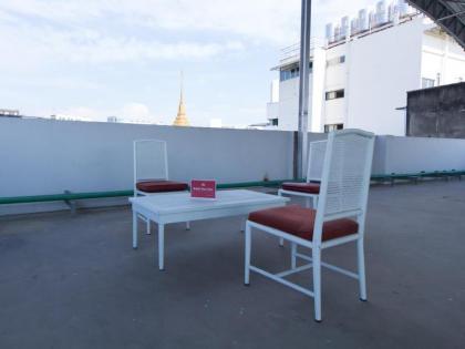 ZEN Rooms Yaowarat soi 7 - image 11