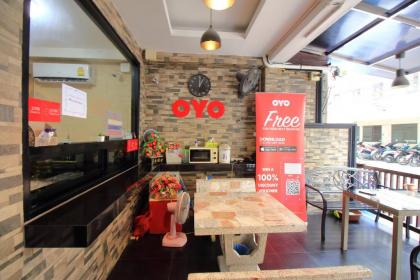 OYO 302 BB Guesthouse - image 14