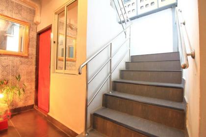 OYO 302 BB Guesthouse - image 19