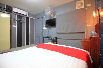 OYO 302 BB Guesthouse - image 3
