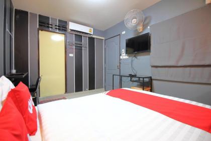 OYO 302 BB Guesthouse - image 4