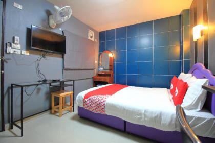 OYO 302 BB Guesthouse - image 6