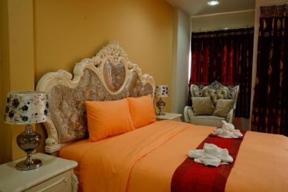 The Pool Resort - image 15