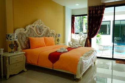 The Pool Resort - image 16