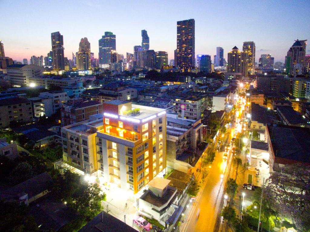 Parvena Hotel Bangkok - main image