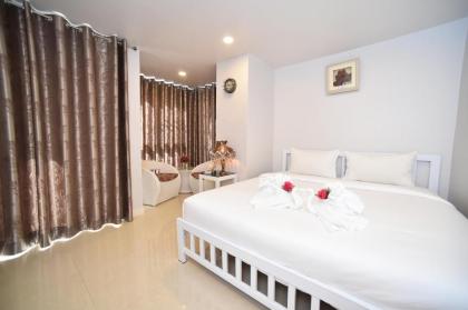 Parvena Hotel Bangkok - image 11