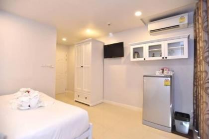 Parvena Hotel Bangkok - image 3