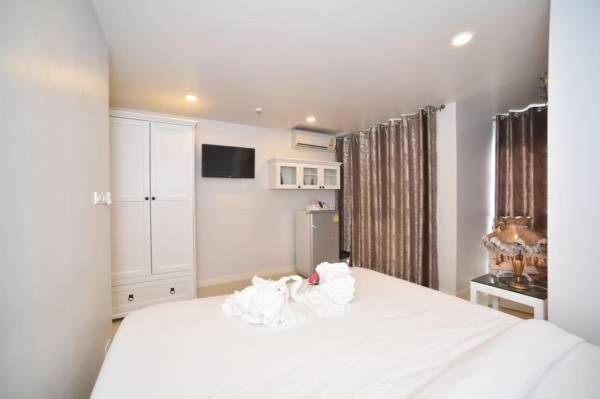 Parvena Hotel Bangkok - image 4