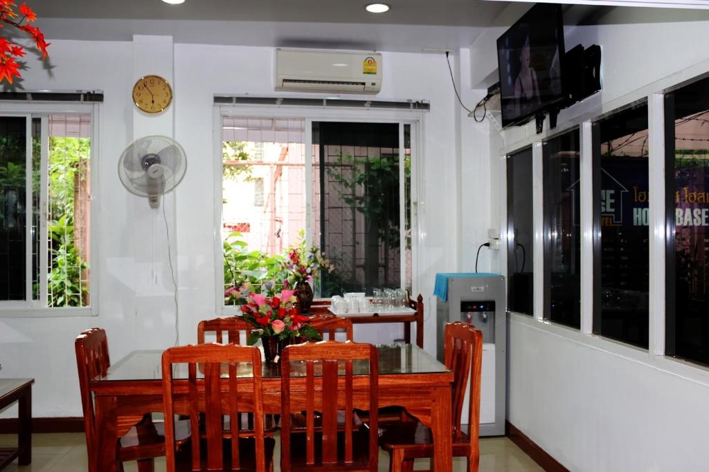 Home Base Hostel - image 7