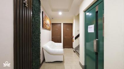 ZEN Rooms Silom 12 - image 10