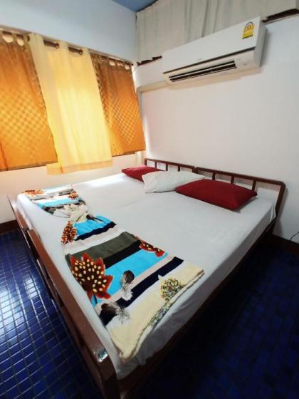 Prasuri Guest House - image 15