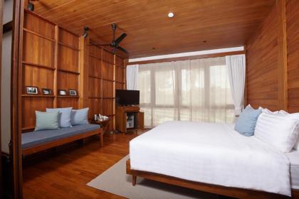 CHANN  Bangkok-Noi - image 11