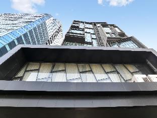 Modern apartment with many amenities  - main image
