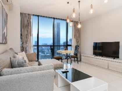 Modern apartment with many amenities  - image 9
