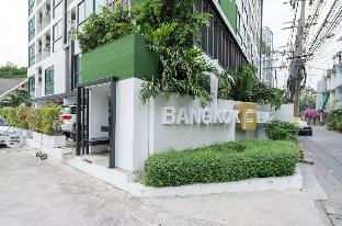 Luxury Suite Duplex Jacuzzi near BTS Sukhumvit69 - image 4