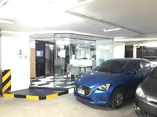 Luxury Suite Duplex Jacuzzi near BTS Sukhumvit69 - image 5