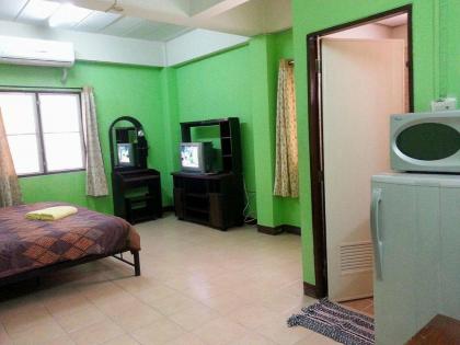 Roong-Arun Apartment