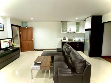 14 Place Sukhumvit Suites - image 18