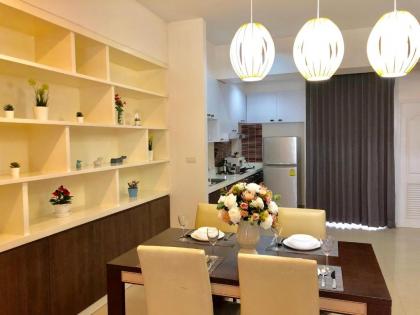 14 Place Sukhumvit Suites - image 7