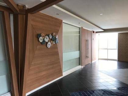 Zircon Hotel - image 15