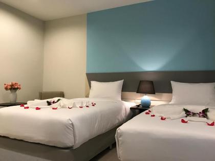 Zircon Hotel - image 9