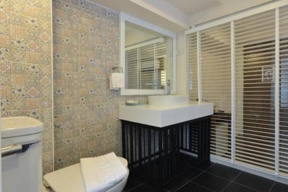 Siam Champs Elyseesi Unique Hotel - image 8