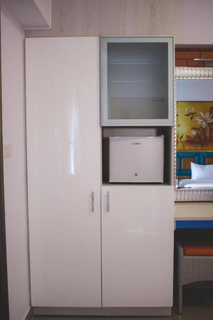 Maverick Ratchada Hotel - image 7