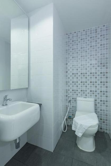 Thongchen Residence - image 20